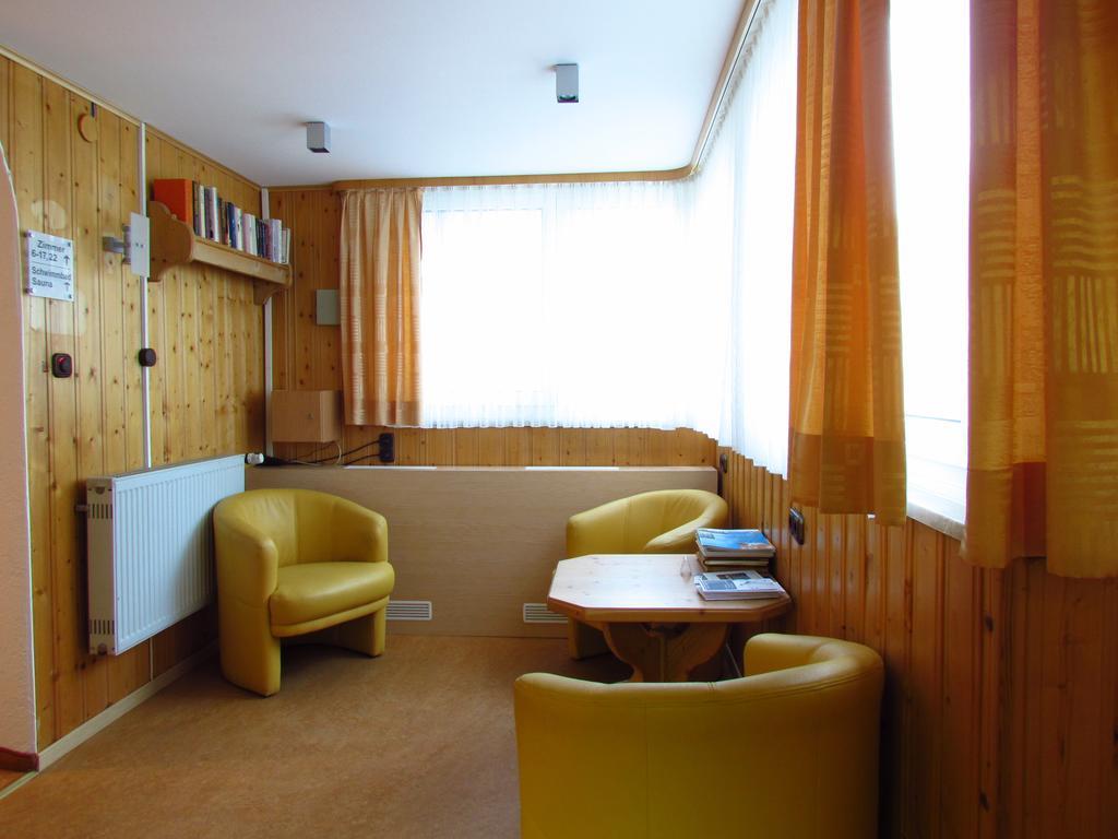 Hotel Am Schloss Darmstaedter Hof บาดฮอมบูร์ก ฟอร์ แดร์เฮอเฮอ ภายนอก รูปภาพ